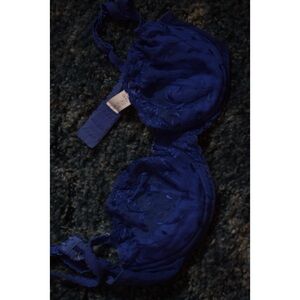 Victoria’s Secret blue floral bra 36C